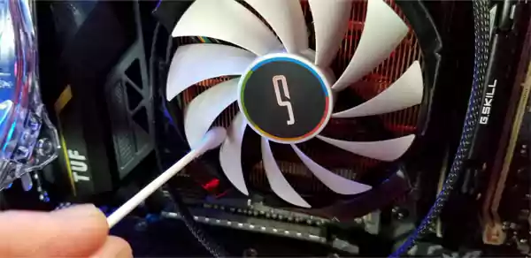 Cleaning a CPU Fan